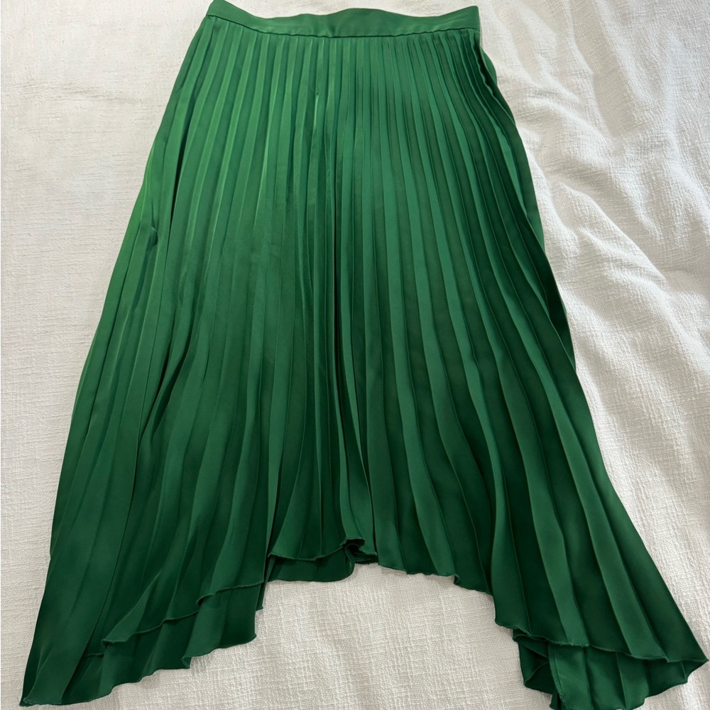 Banana Republic Pleated Skirt